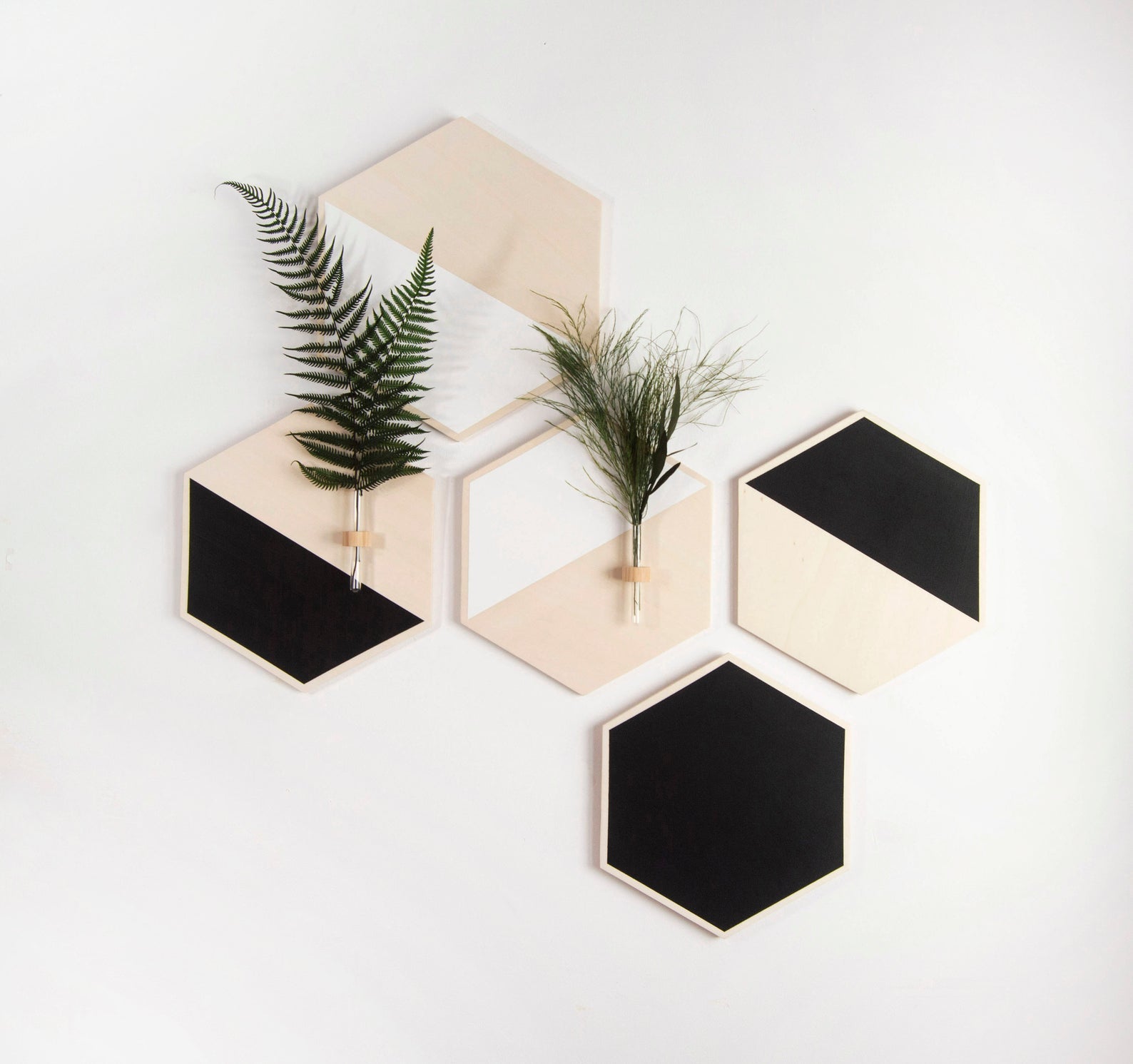 Decoración hexagonal minimalista para pared